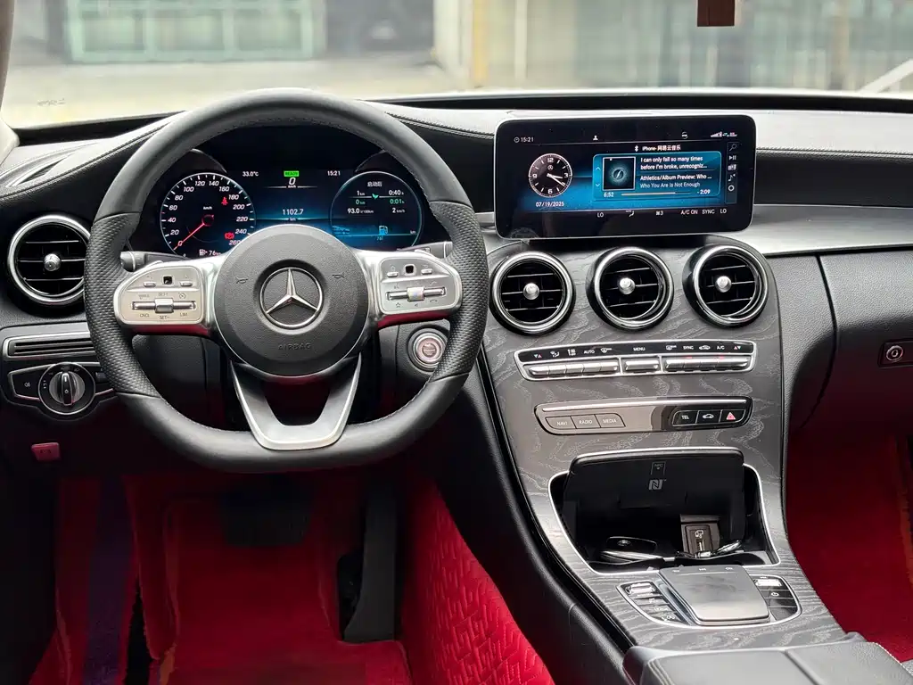 MERCEDES-BENZ C CLASS