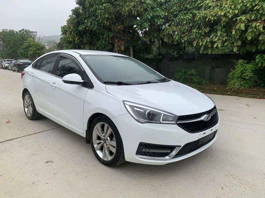CHERY ARRIZO 5