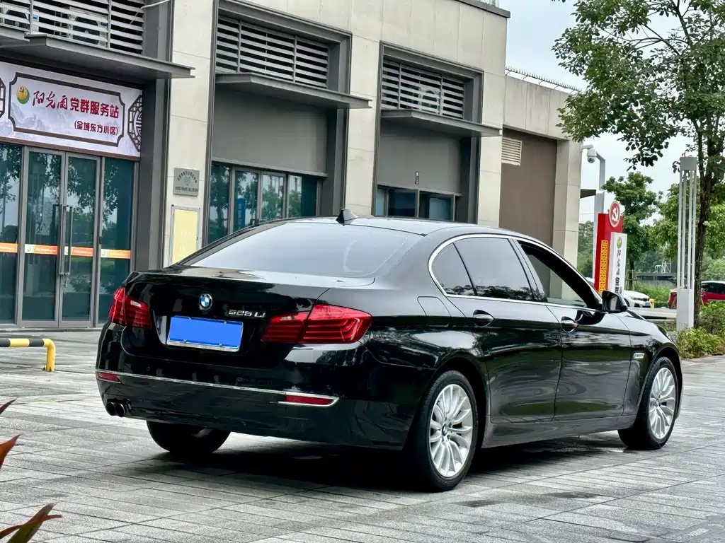 BMW 5 Series 5 2014 525Li Luxury