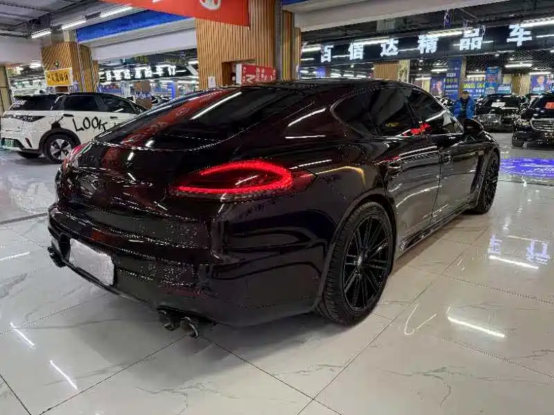 Porsche Panamera 2014 Panamera 4 3.0T