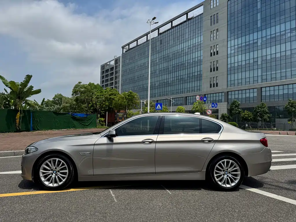 BMW 5 Series 5 2017 525Li Luxury