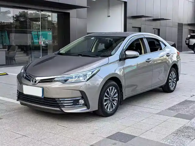 TOYOTA COROLLA 2019