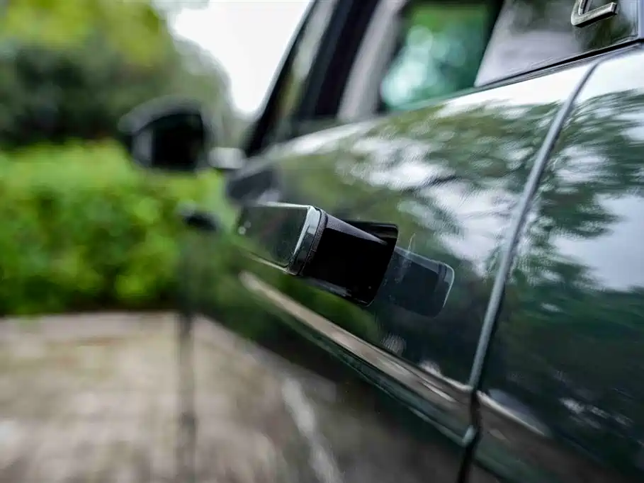 LAND ROVER RANGE ROVER AURORA