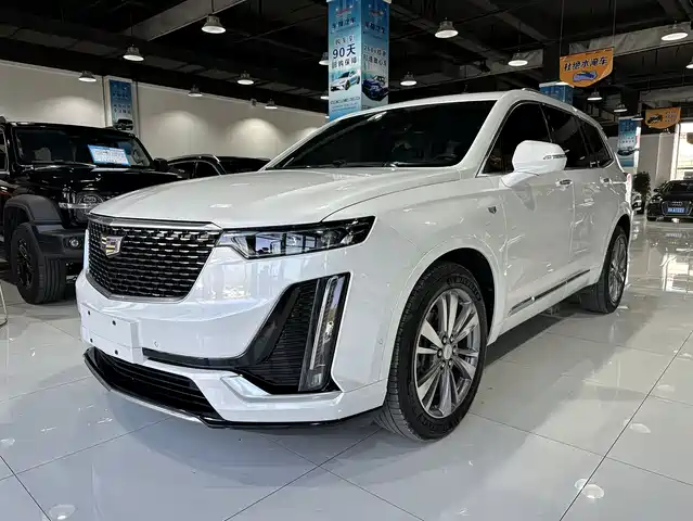CADILLAC  XT6 2020