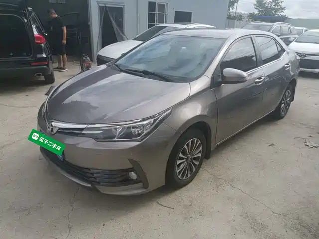 TOYOTA COROLLA 2017