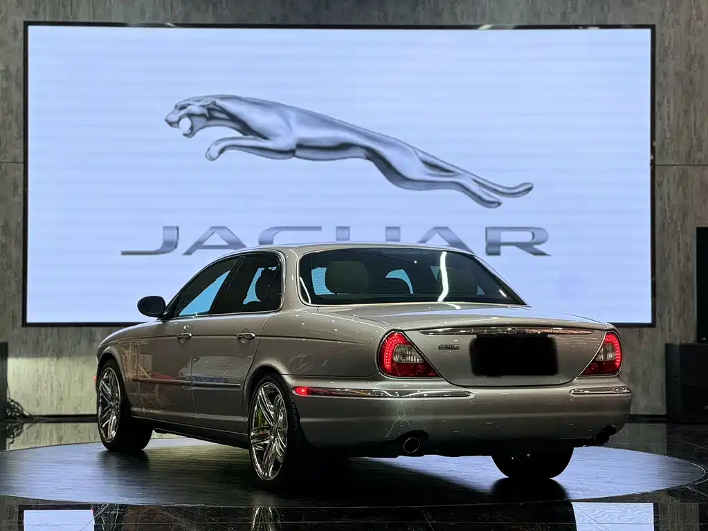 Jaguar XJ 2004 XJ8 4.2