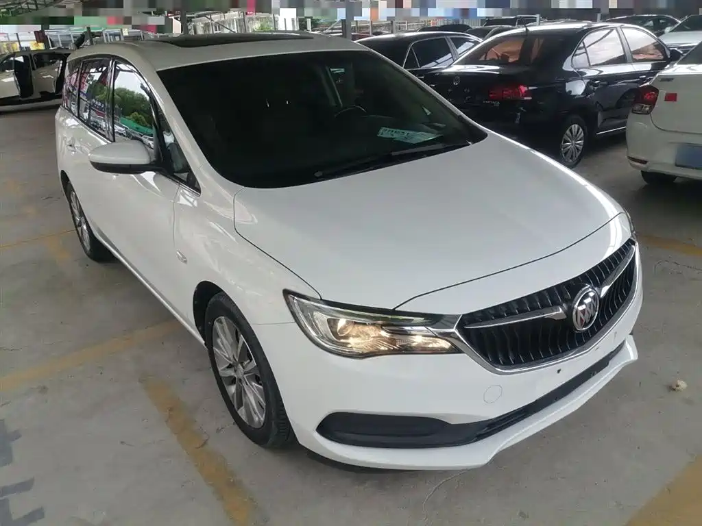 BUICK  GL6