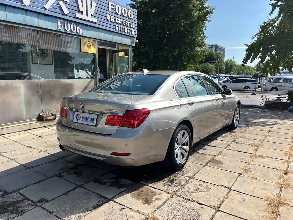 BMW 7 Series 7 2009 730Li Lead