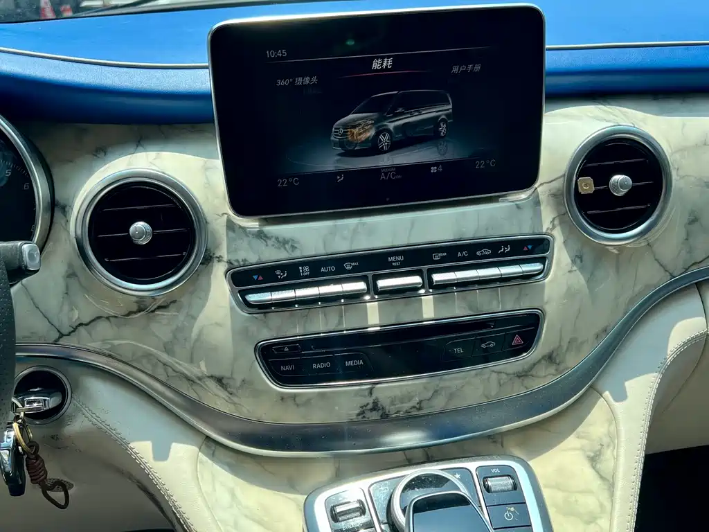 MERCEDES-BENZ V CLASS