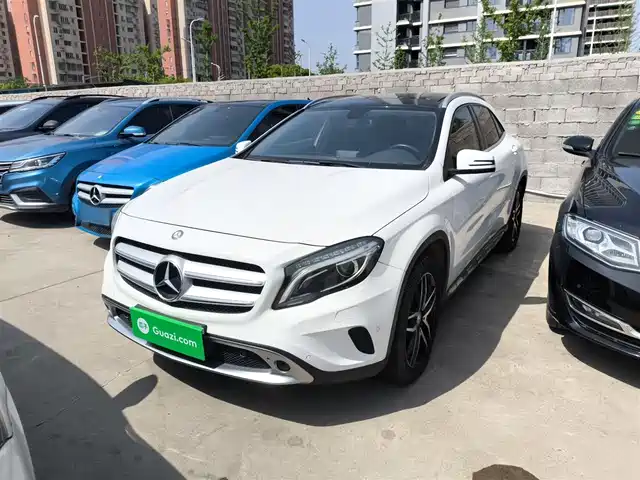 MERCEDES-BENZ  GLA 2016