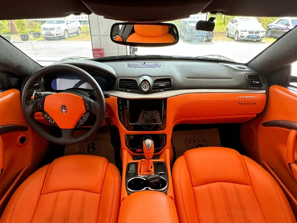 Maserati GranTurismo 2013 4.2L AT