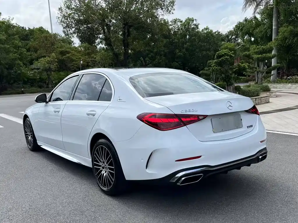 MERCEDES-BENZ C CLASS