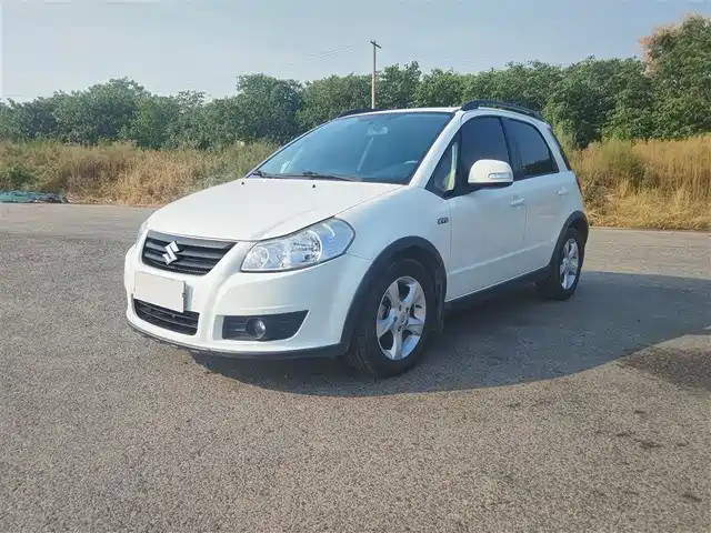 SUZUKI TIANYU SX4 2017