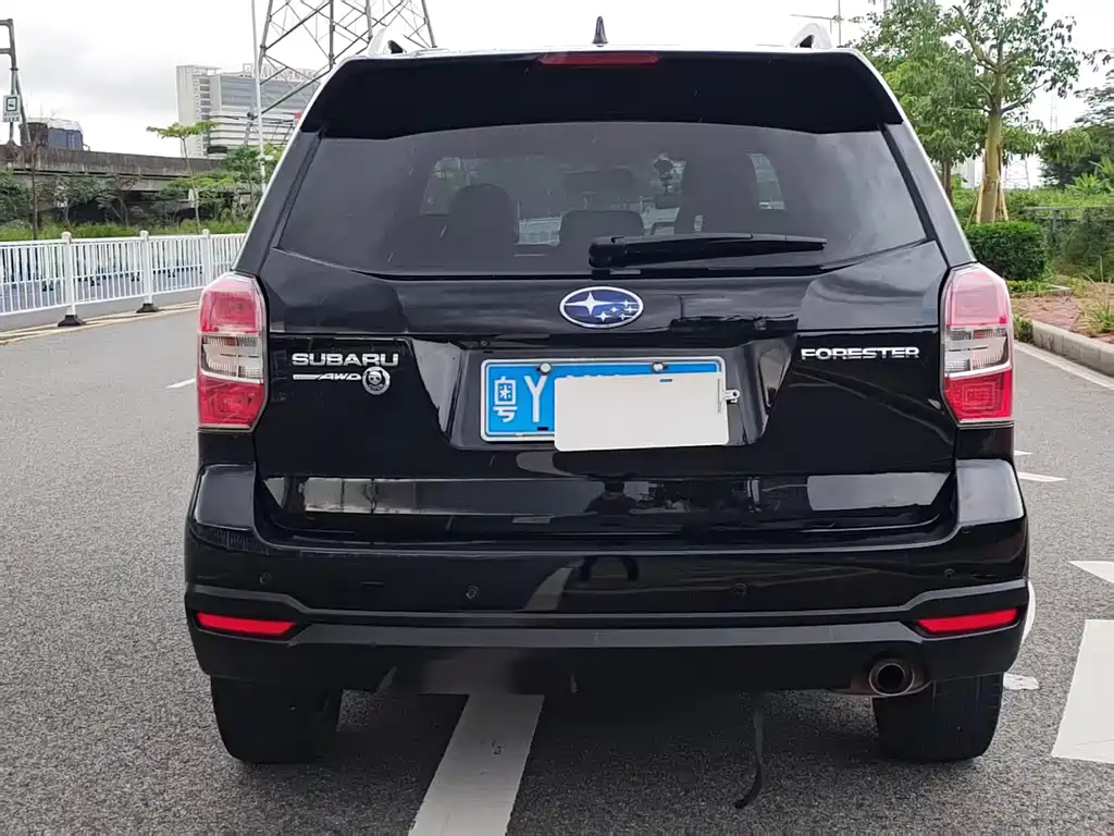 Subaru Forester 2015 2.0i