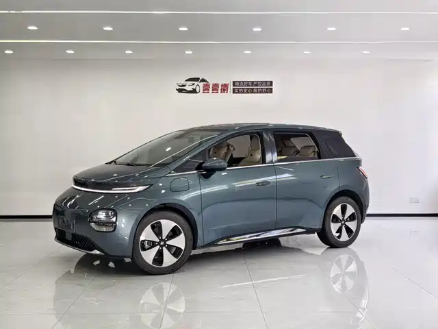 BAOJUN  CLOUDS 2023