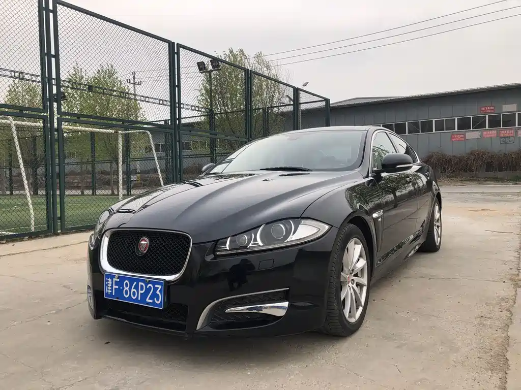Jaguar XF 2014