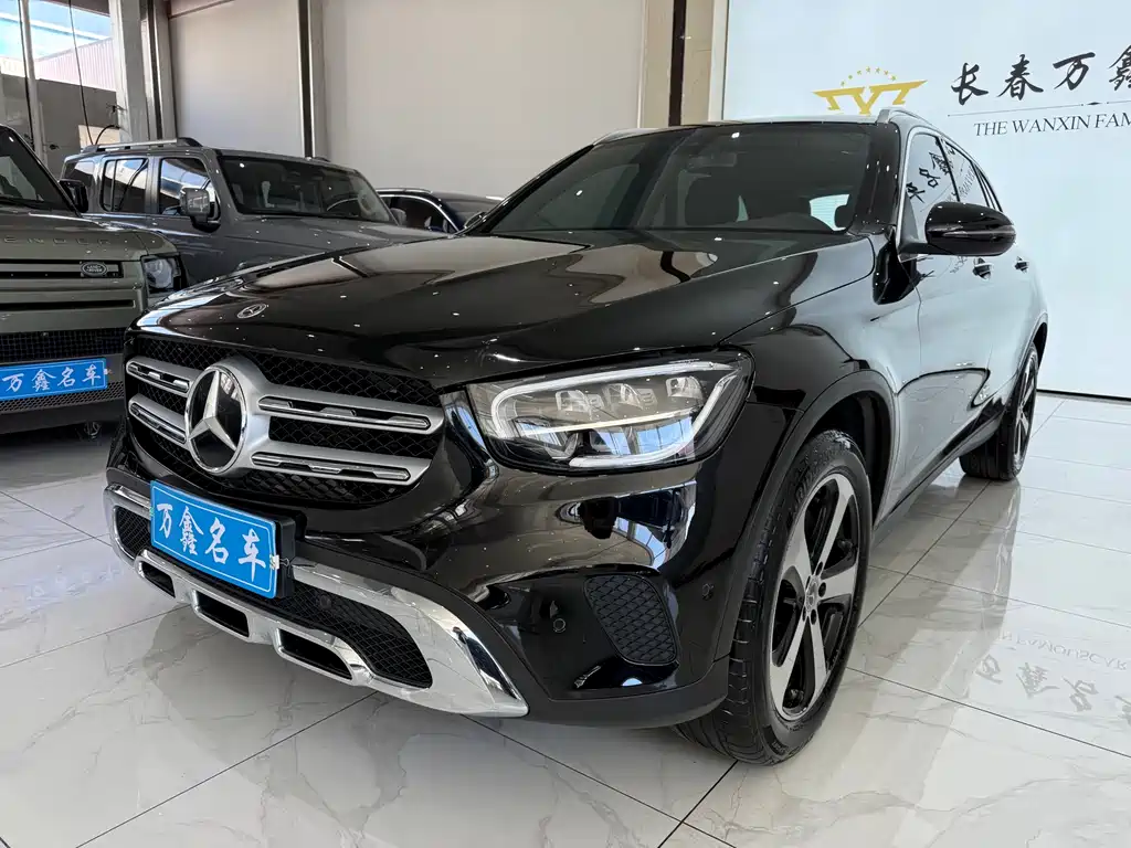 MERCEDES-BENZ GLC