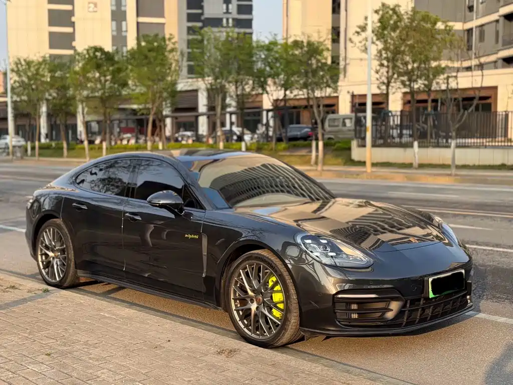 PORSCHE PANAMERA NEW ENERGY