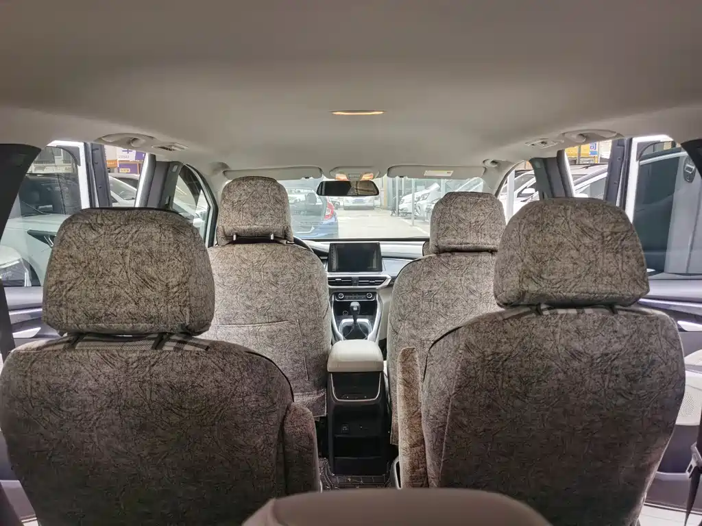 SAIC MAXUS CHASE G50