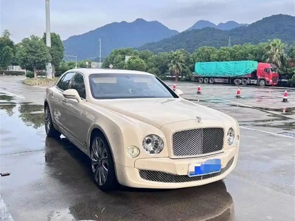 Bentley — фотографии объявления, Фото 13