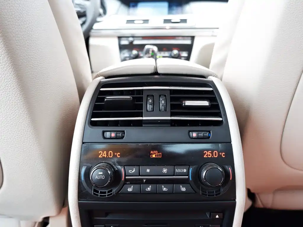 BMW 7 Series 7 2010 760Li