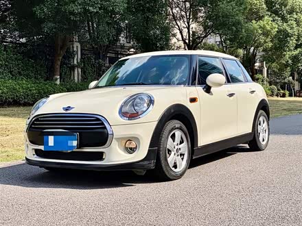 MINI 2015款 1.5T COOPER Fun 五门版