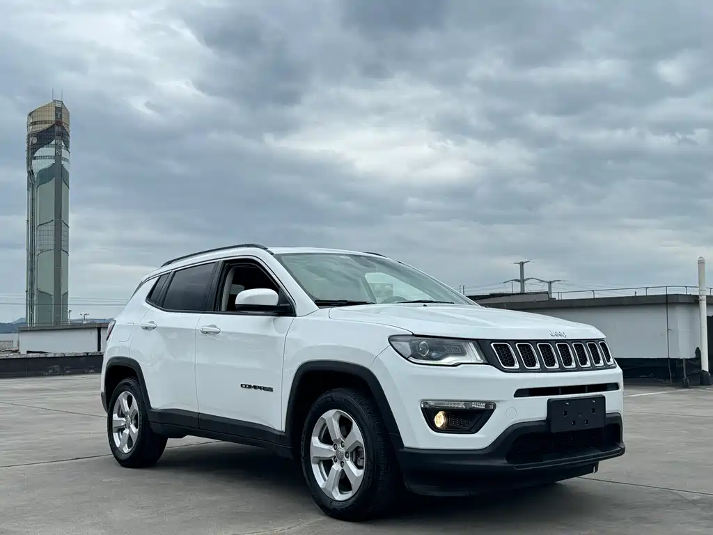 JEEP GUIDE