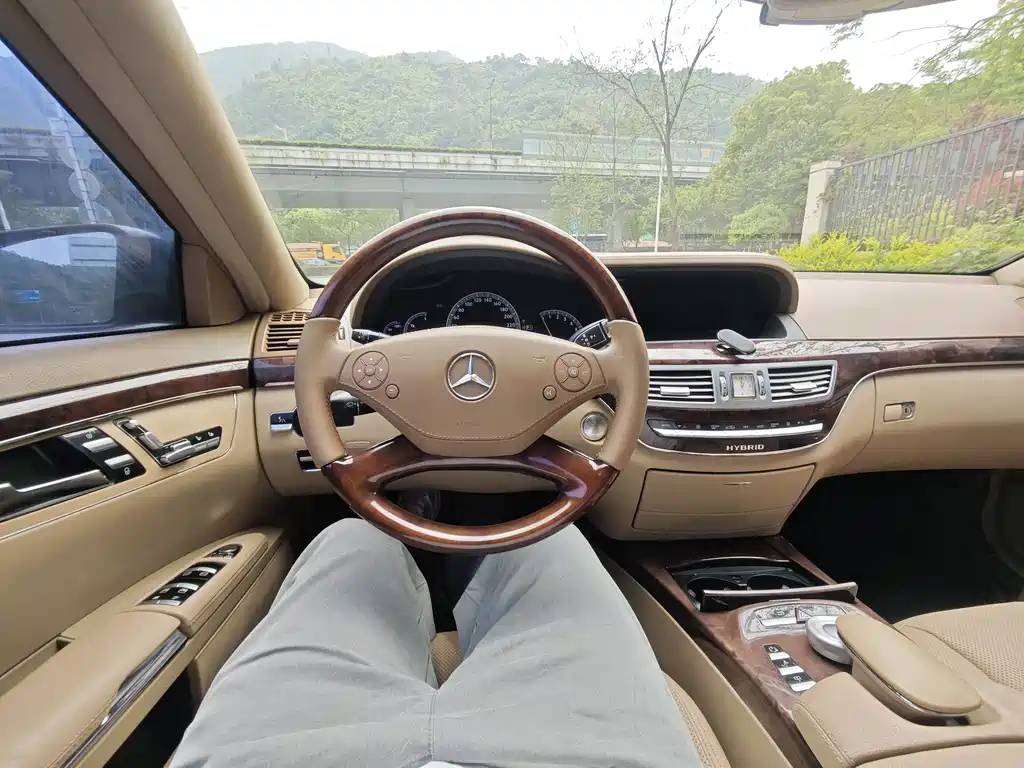 Mercedes-Benz S-Class S 2010 S 400 L HYBRID