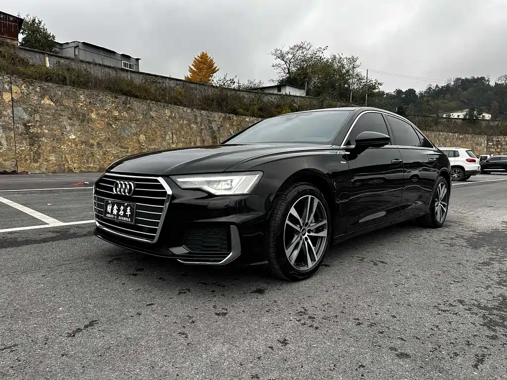 Audi A6L 2022