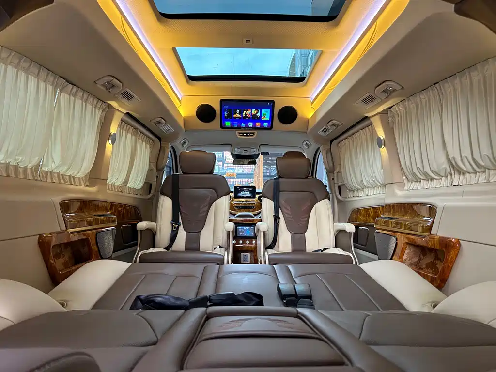 MERCEDES-BENZ V CLASS