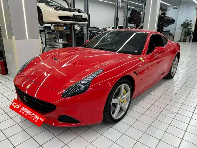 FERRARI CALIFORNIA T 2018