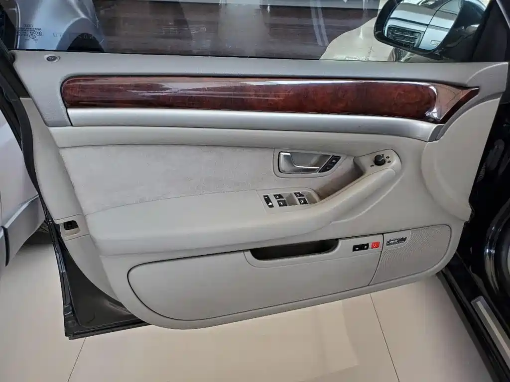 Audi A8 2005 A8L 4.2L