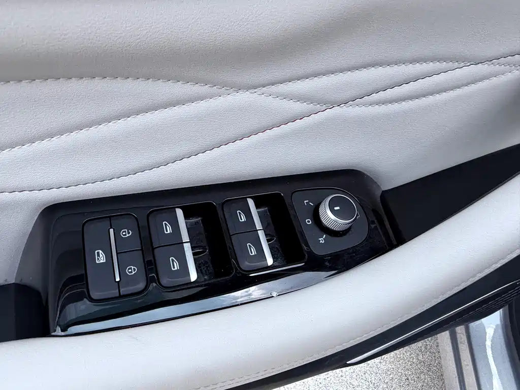 GEELY AUTOMOBILE XINGYUE L