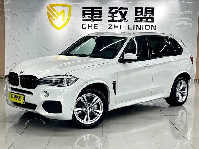 BMW  X5 2018
