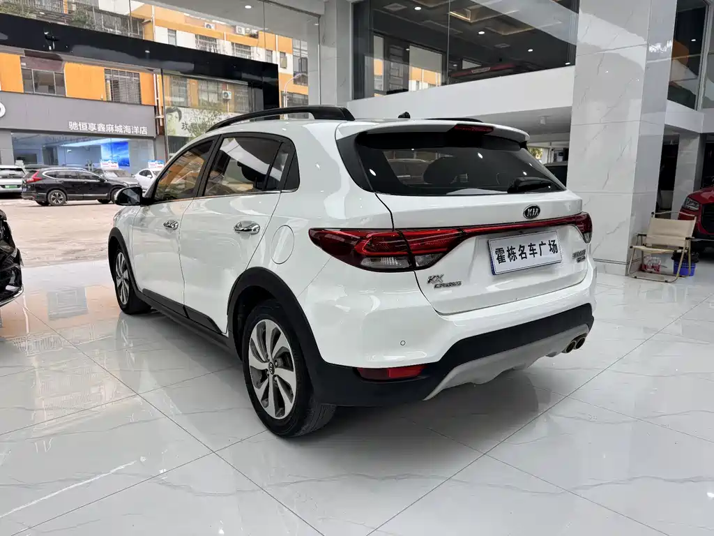 KIA KX CROSS