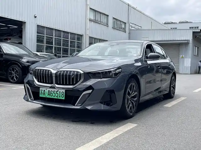 BMW  I5 2024