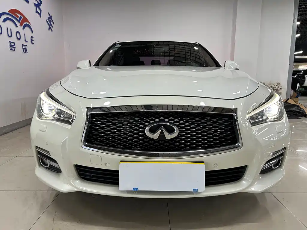 Infiniti Q50L 2016 2.0T Enjoy