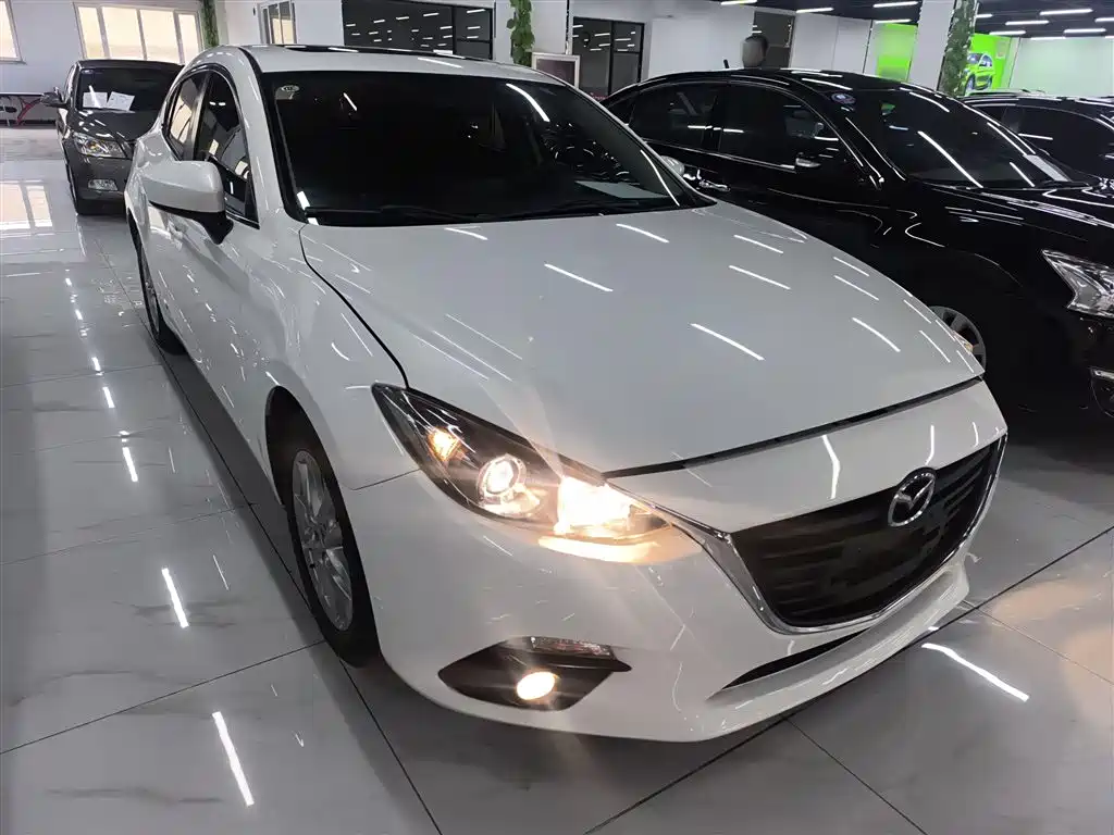 MAZDA  3 ANGKESAILA