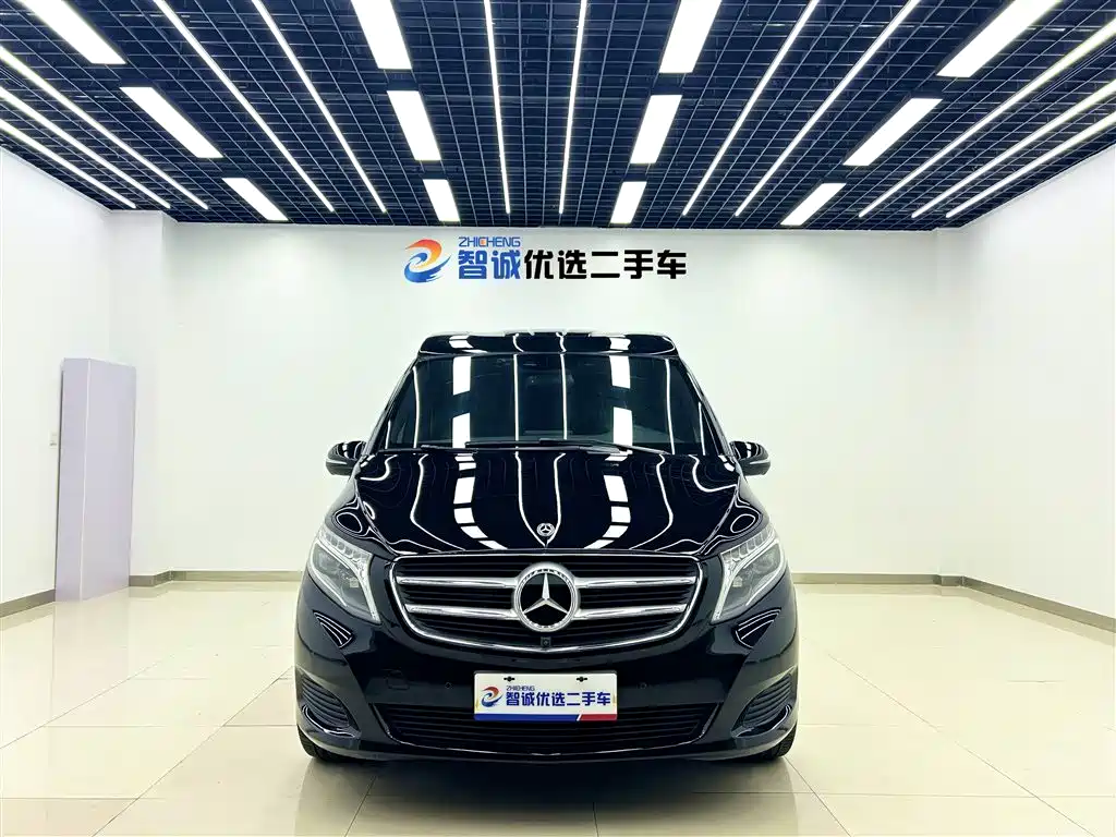 MERCEDES-BENZ V CLASS