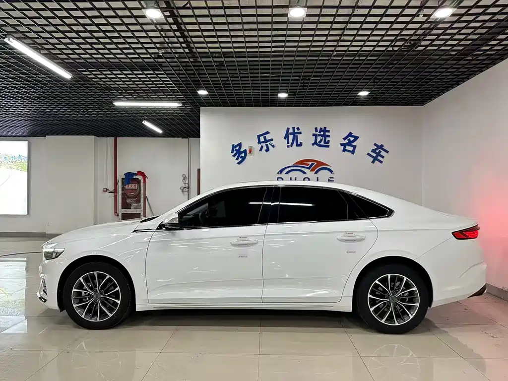 Geely Preface 2023 2.0TD Luxury