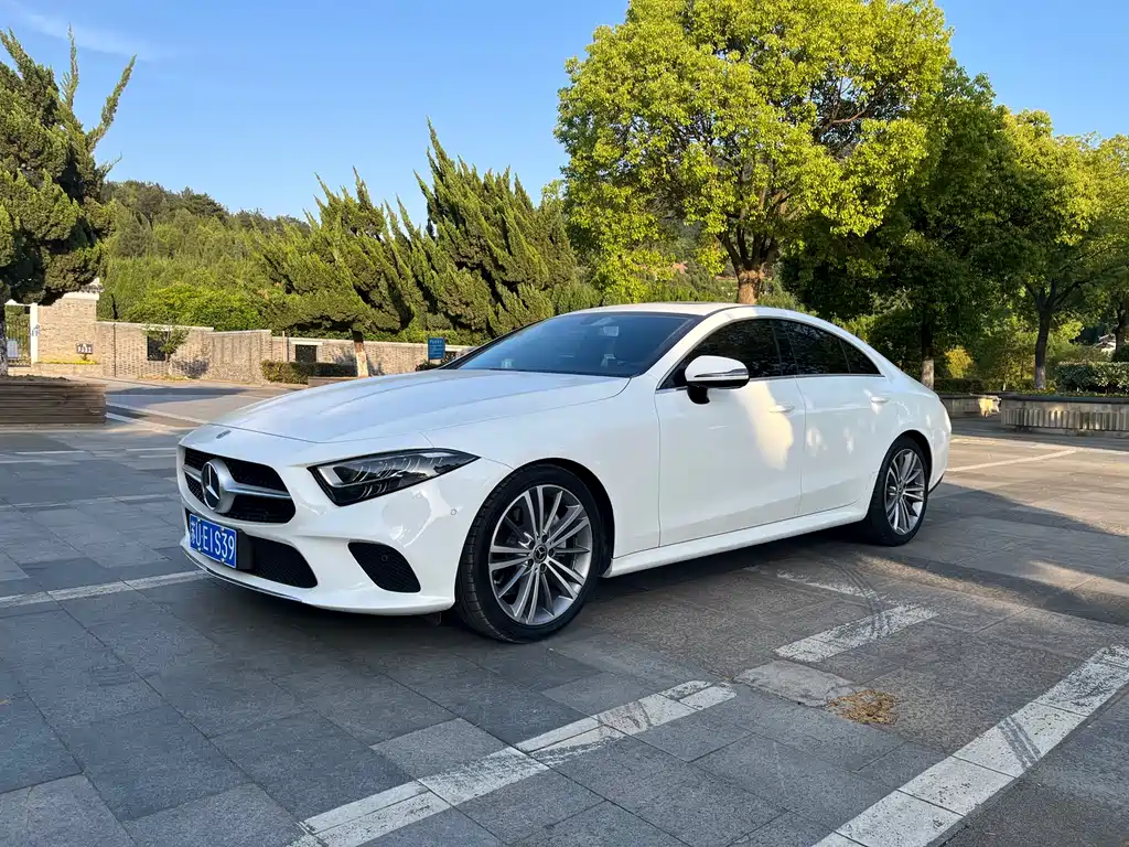 Mercedes-Benz CLS 2021 года CLS 260 60000 km 2020