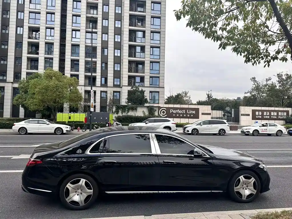 MERCEDES-BENZ MAYBACH S CLASS