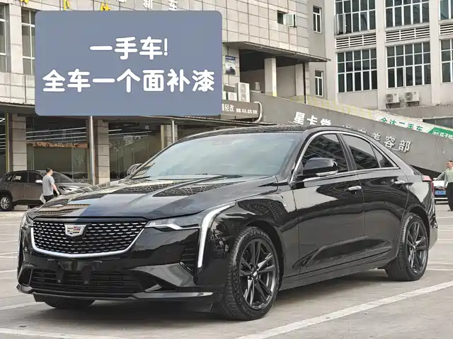 CADILLAC  CT4 2023