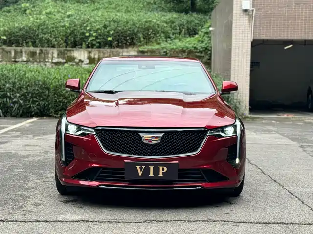 CADILLAC CT4