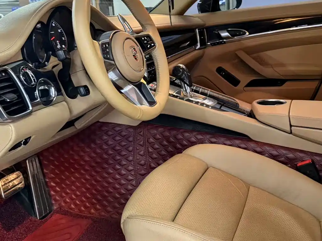 Porsche Panamera 2014 Panamera 4 3.0T