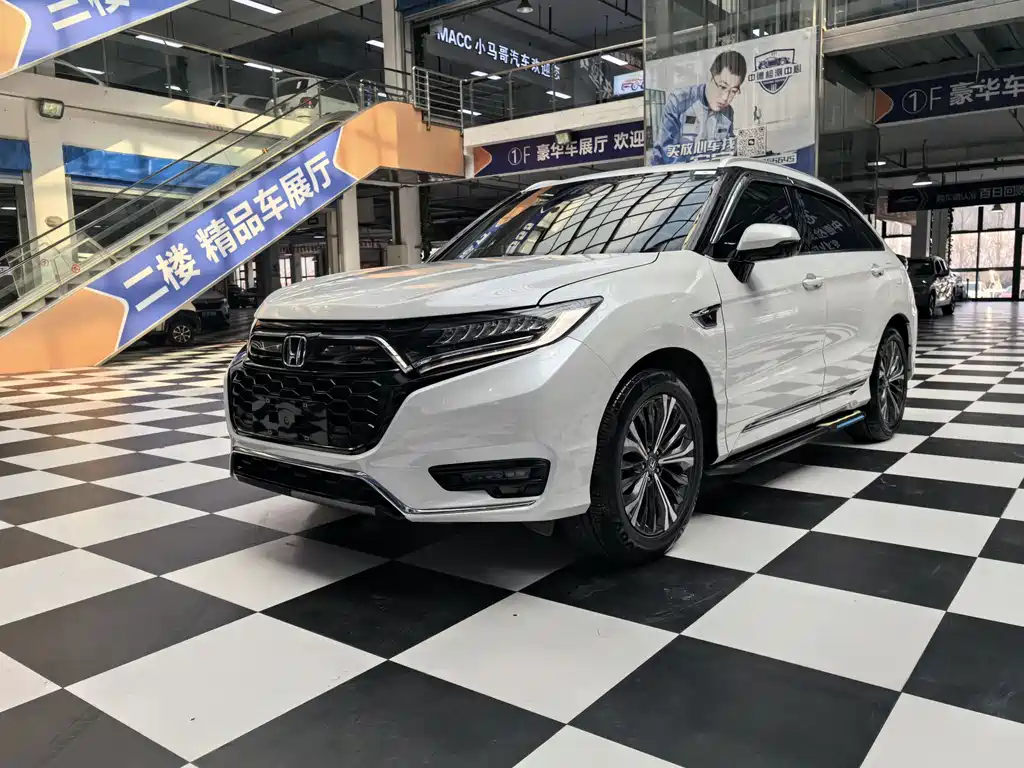 Хонда UR-V 2020 года 370TURBO передний привод Урьябан версия 70000 km 2021