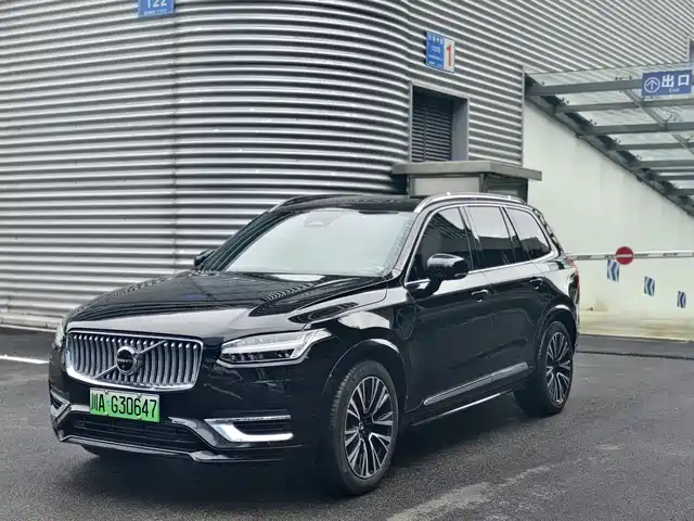 VOLVO  XC90 PLUG IN HYBRID 2024