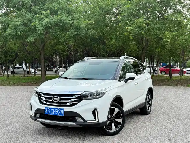 GAC TRUMPCHI GS4 2019