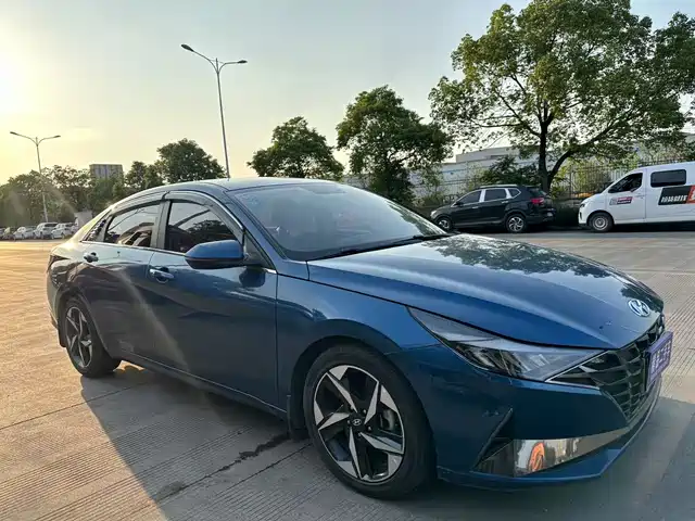 MODERN ELANTRA 2020