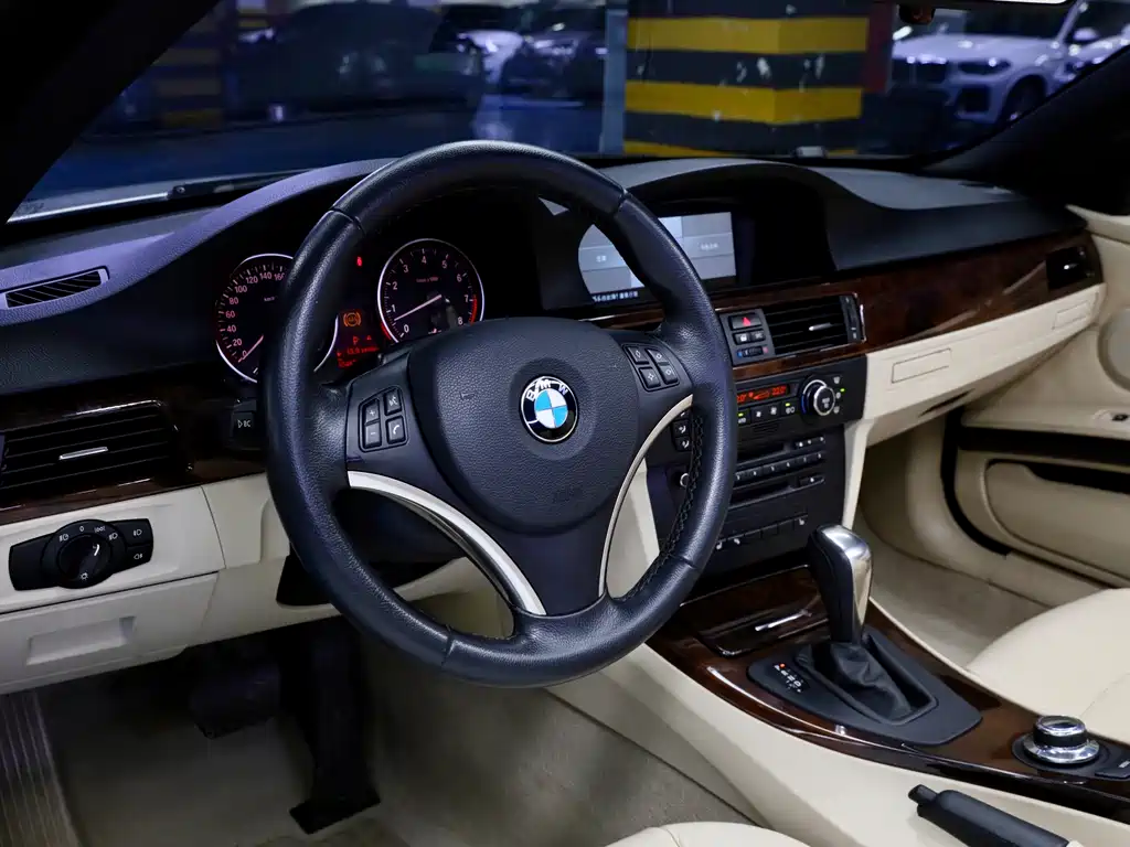 BMW 3 Series 3 2007 330i